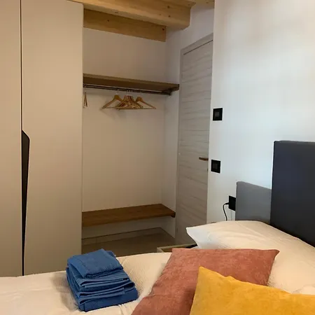 شقة Dimora Castelnovo *